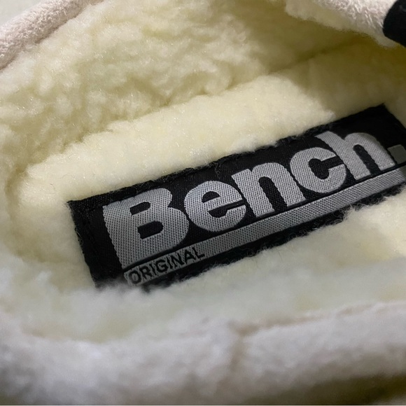 NWT Bench women’s sherpa slippers - Picture 4 of 4